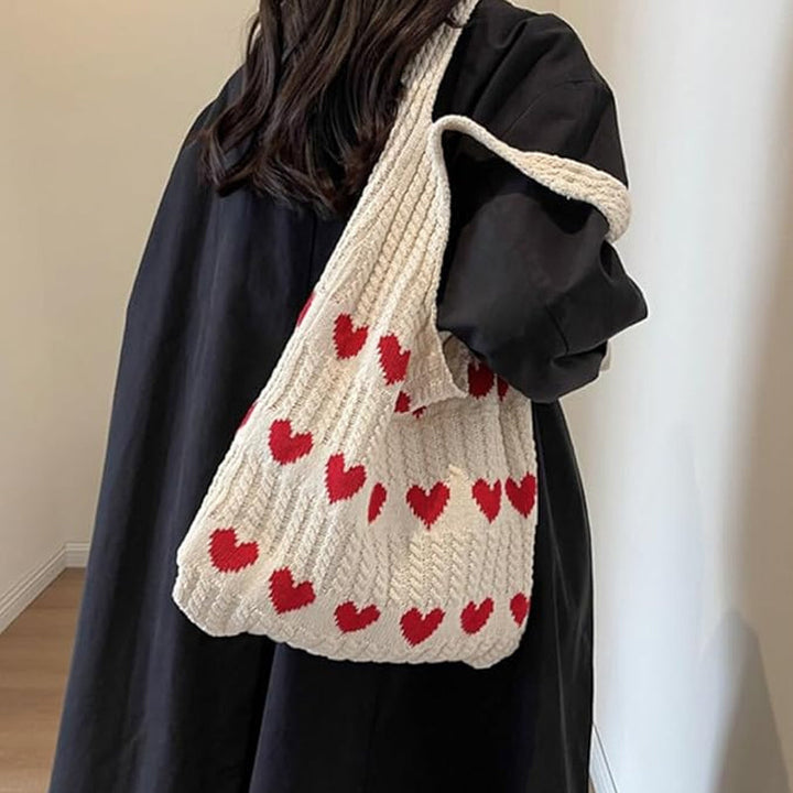 "Stickad kärlek tygkasse i vintage Hobo-stil för damer, beige färg, mjukt akrylfiber och polyester, trendig accessoar."