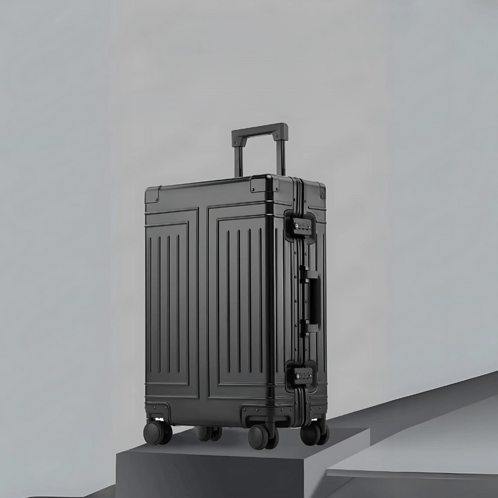 Premium aluminium resväska med förstärkta hörn, tysta hjul & säkra TSA-lås.
