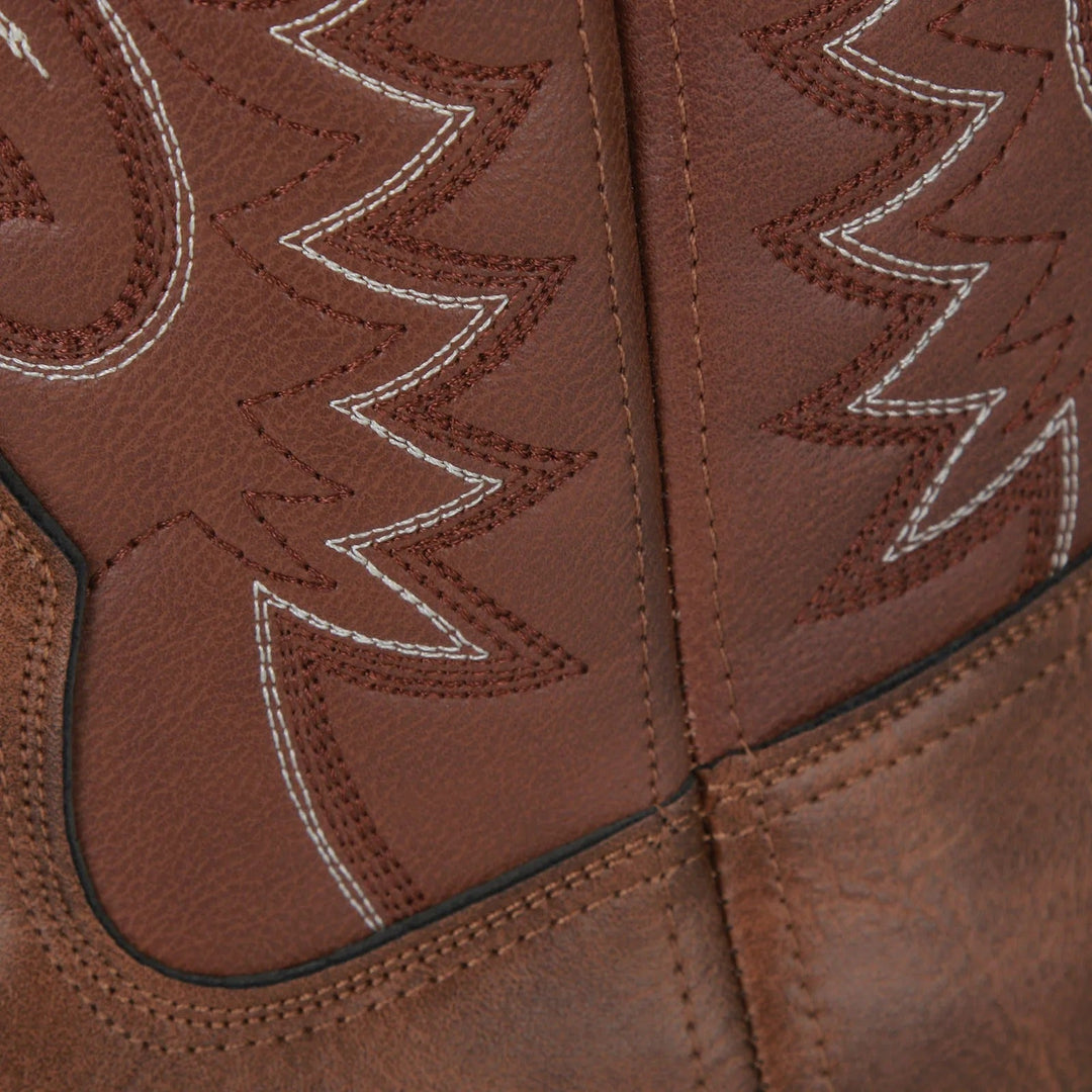 Herrskor: premium slip-on cowboyboots, kombinerar stil och robusthet för den moderna mannen.