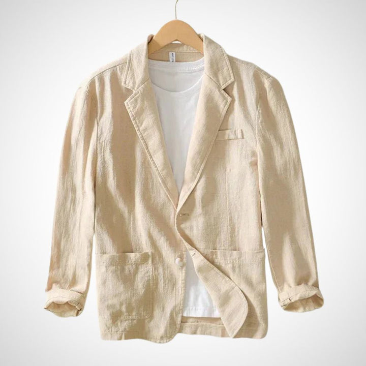 Bekväm herrblazer i lättviktsmaterial. Perfekt för män som söker en stilren kavaj för sommar och vår.