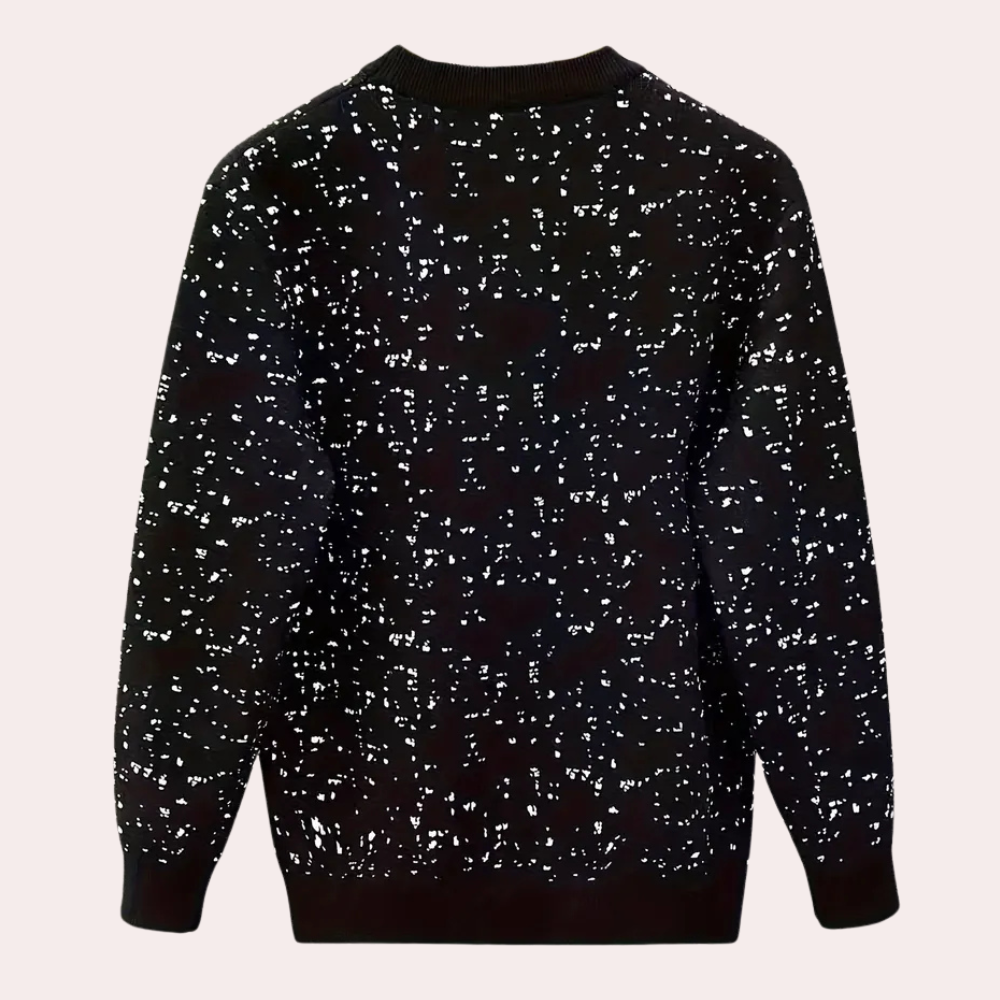 Varm & bekväm stickad herrtröja i svart. Klassisk crewneck pullover, mångsidig för höstens & vinterns kalla dagar.