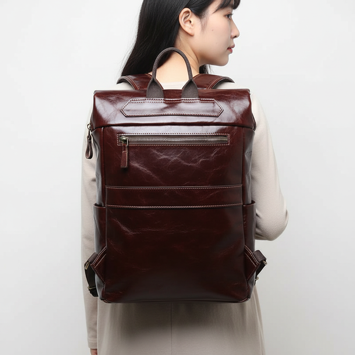 Elegant läderryggsäck, BackPackPro, för laptop. Unisex design. Funktionell dagväska för arbete och stilren resa.