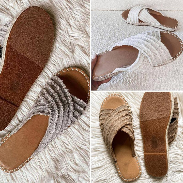 "Stilrena dam sandaler med korsrem i naturliga färger, konstgjord PU-material, eleganta för alla tillfällen."
