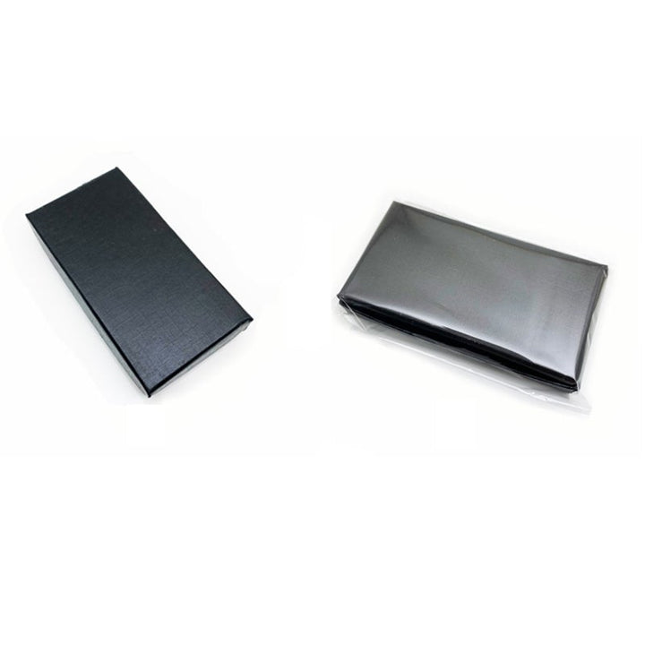 "Stilrena nyckelringar för par i rostfritt stål med kärleksfull design och inskription, perfekt present för honom och henne."