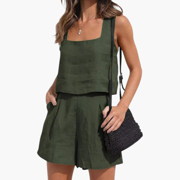 Bekväma shorts för kvinnor ur damsetet, idealiska för sommar & vardag. Stilren design, hög komfort.