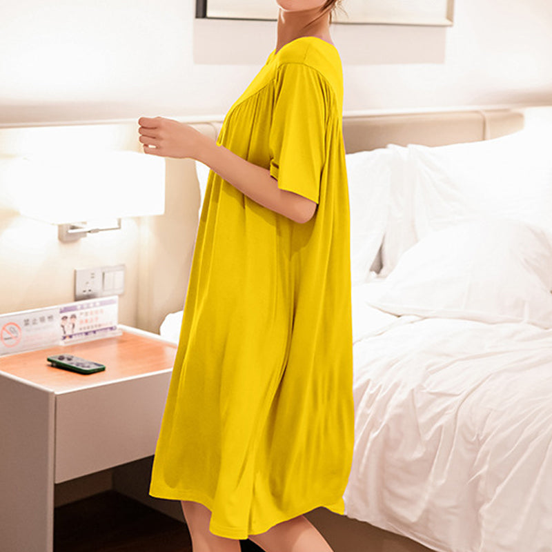 Supermjuk dambekväm pyjamasklänning med kort ärm i modal, luftig passform och överdimensionerad design för maximal komfort.