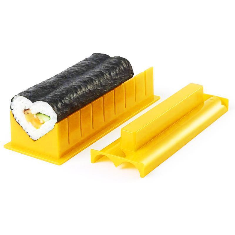 "Sushi verktygssats 3-IN-1: Matsäker plast i tre former, rund, fyrkantig, hjärtformad. Perfekt för hemlagad sushi."