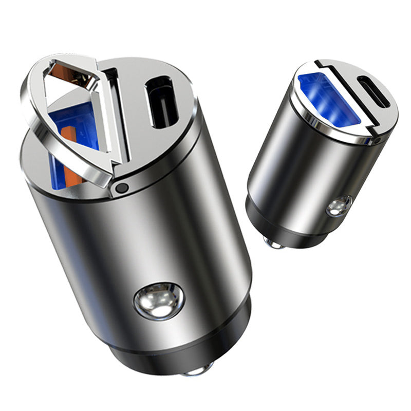"Svart billaddare 30W i zinklegering, kompakt design med dubbel USB-port, idealisk för snabb laddning i bilen."