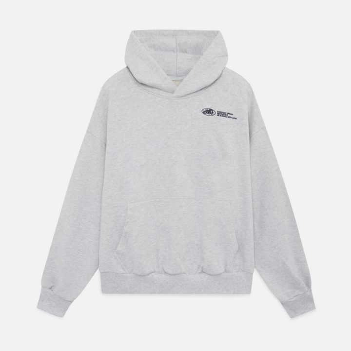 Modern damhuvtröja med tryck, trendig streetwear och mysig tröja för kalla dagar.