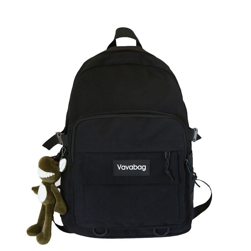 Vit elegant damryggsäck, rymlig ryggsäck för kvinnor. Stilfull accessoar & funktionell pendlarväska.