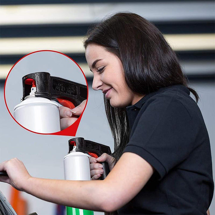 "Svart ergonomiskt bärbart sprayhuvud för standardburkar, visar handgrepp och utlösardesign för jämn spraykontroll"