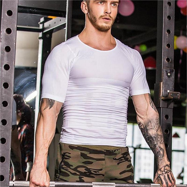 Svart formande T-shirt med kort ärm för män, kompressionseffekt, slimmande och stödjande, perfekt för träning och vardag.