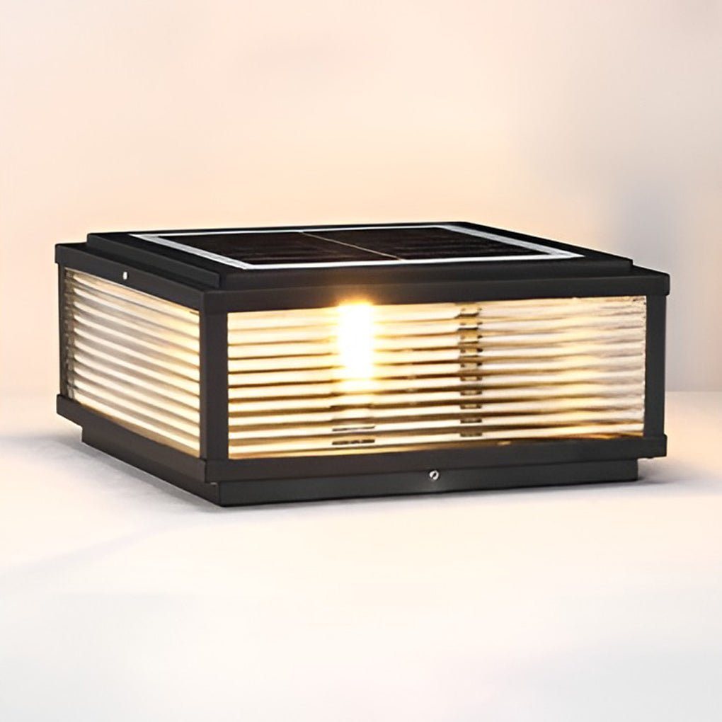 Vattentätt LED-ljus, svart & dimbart, perfekt som pierskärmsljus längs gångväg eller i modern trädgård.