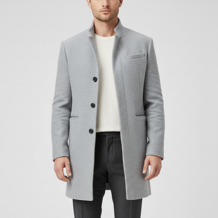 Tidlös enkelknäppt långkappa herr. Minimalistisk design, idealisk för elegant mode & fest. Kvalitetsytterplagg.