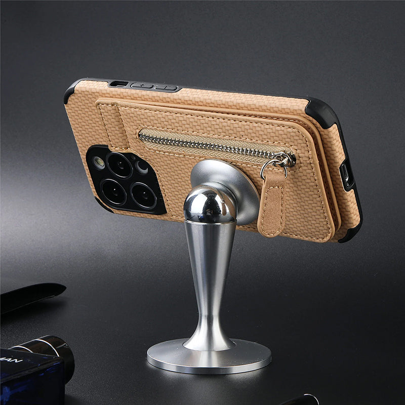 "Svart och kaki plånboksfodral för iPhone med kolfiberläder och magnetlås, kreditkortshållare och stötskydd."