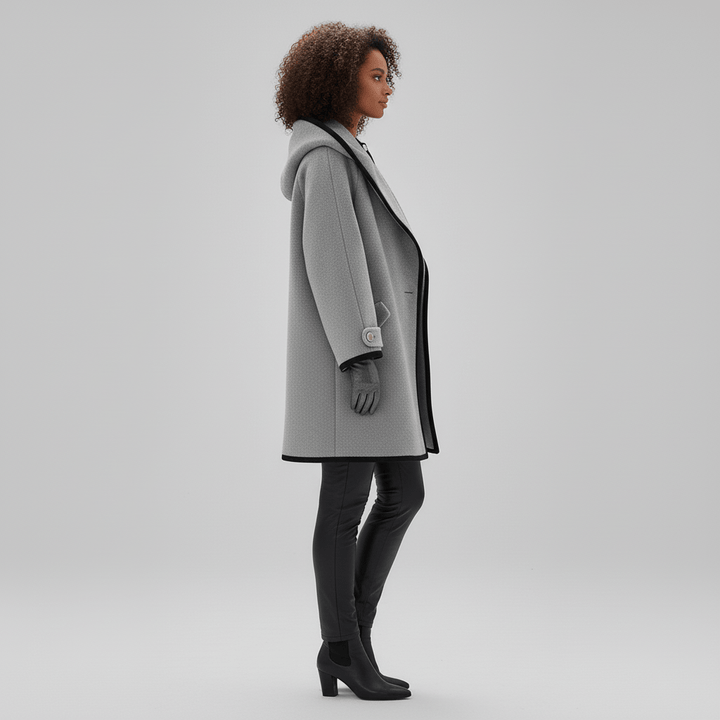 Stephanie damkappa i lila, oversized, huva, gör ett elegant statement.