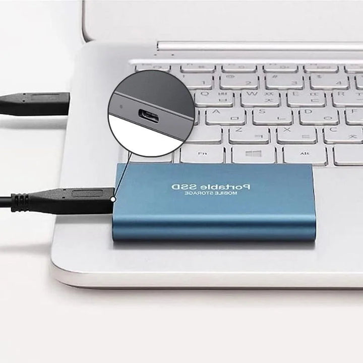 Fickvänlig extern SSD, snabb lagring för backup av foton & dokument.