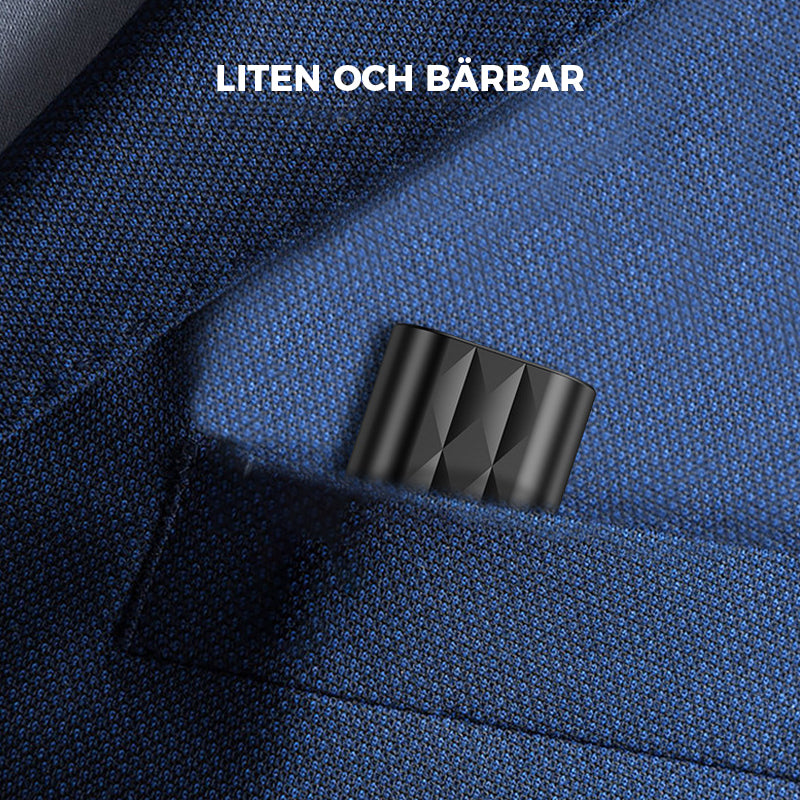 "Svart USB-laddningskabelbox, multifunktionell med olika adaptrar och plats för sim- och minneskort för elektronik."