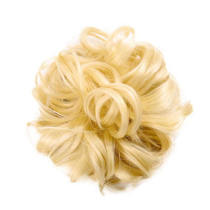 "Syntetisk damhårknut med blomdetalj, värmebeständig och fyllig look, enkel att fästa, elegant för alla tillfällen."