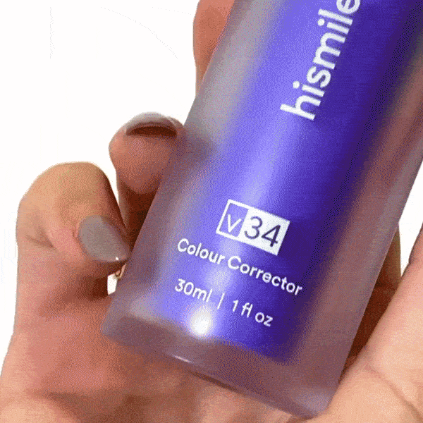 "Tandvård färgkorrigering i violett toner för ett naturligt vitt leende, eliminerar gula nyanser, perfekt för dagligt bruk."