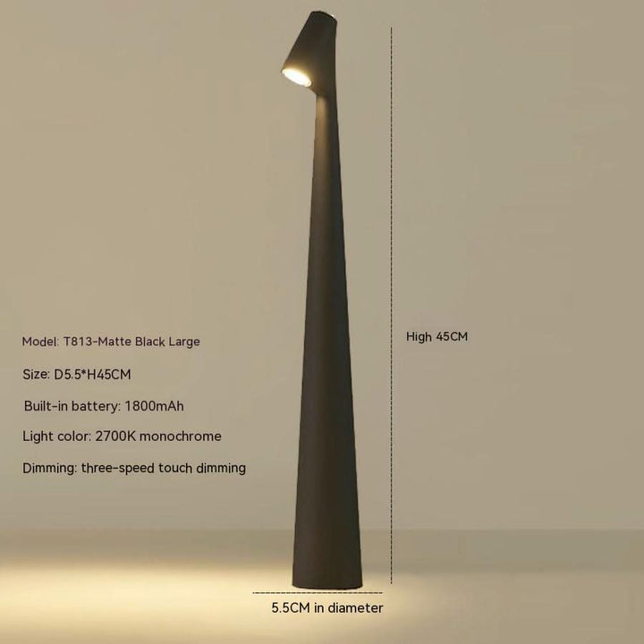 Uppladdningsbar, dimbar LED bordslampa. Modern design och trådlös bekvämlighet för ditt hem.