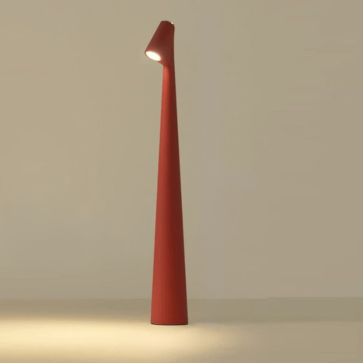 Uppladdningsbar LED bordslampa, dimbar för optimalt ljus. Portabel, passar både hem och uteplats.