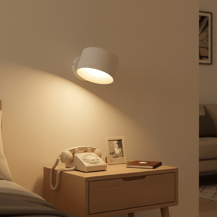 Modern trådlös vägglampa för heminredning, med LED-ljus och praktisk fjärrkontroll. Nordisk stil.