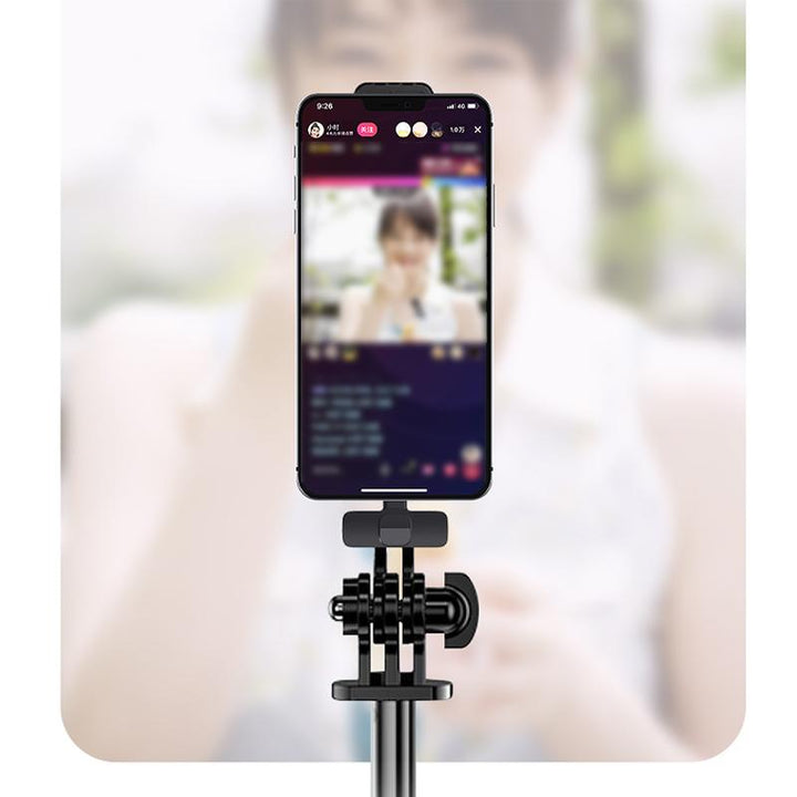 Trådlös lavaliermikrofon för mobila enheter med 360° ljudupptagning och brusreducering, perfekt för podcaster och videor.