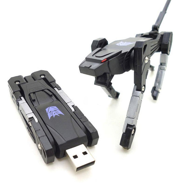 "Transformer USB-minne i lejonform med svart stilren design, unikt för gadgets och datalagring. Perfekt för Transformer-fans.