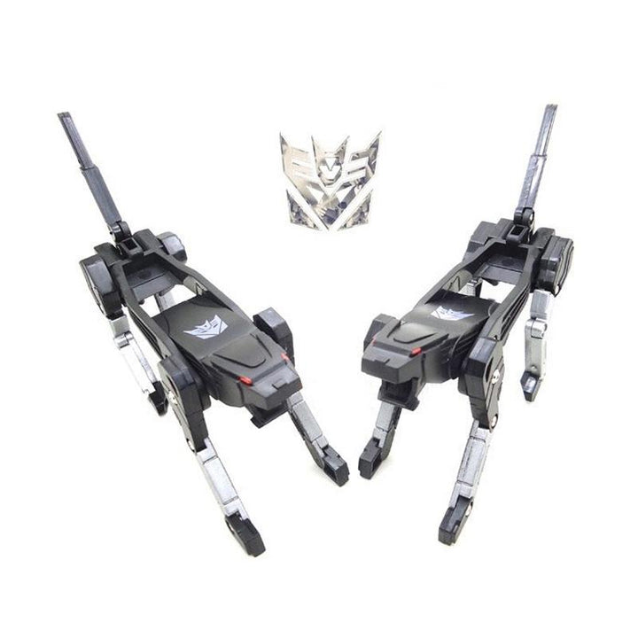 "Transformer USB-minne i lejonform med svart stilren design, unikt för gadgets och datalagring. Perfekt för Transformer-fans.