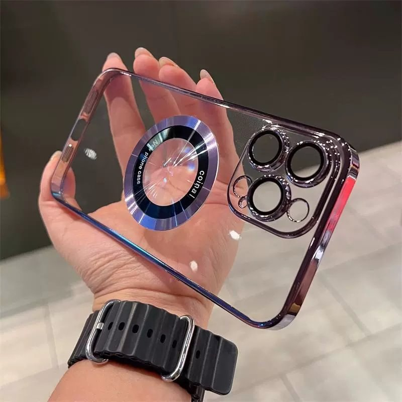 Transparent iPhone-fodral med stark magnet, klart TPU-material, skyddar mot stötar och repor, perfekt för trådlös laddning.