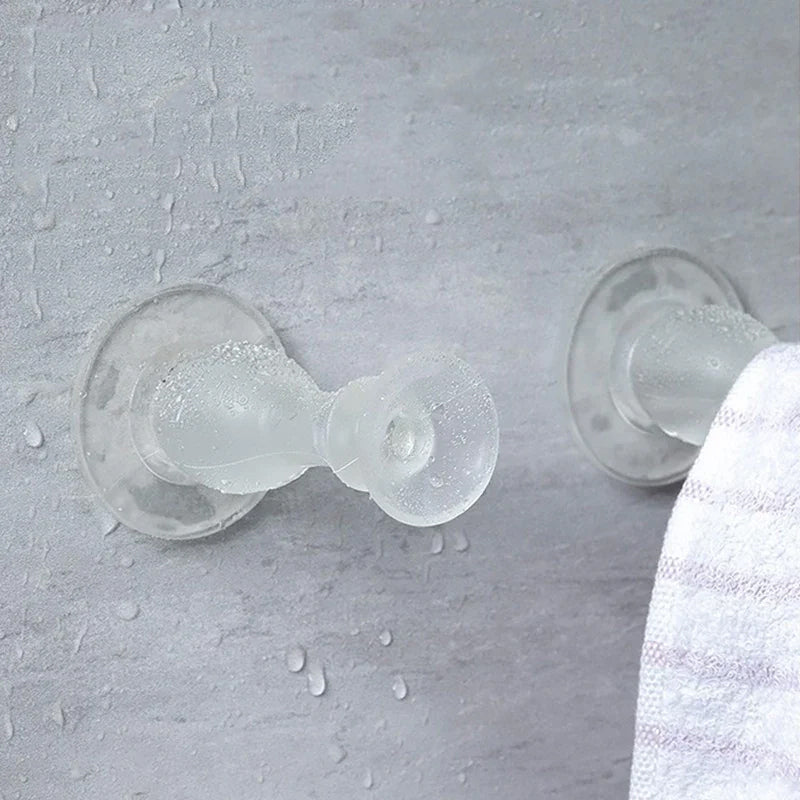 "Transparent silikonskydd för dörrar, stötabsorberande, i diskret design för att skydda väggar och dörrar mot slag."