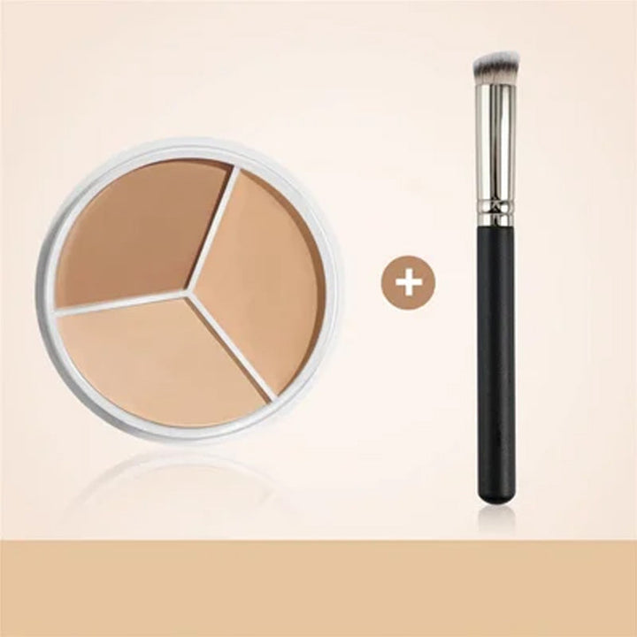 "Tri-Färg Concealer Palett med tre nyanser för alla hudtoner, kompakt design, visar mjuk och krämig textur."