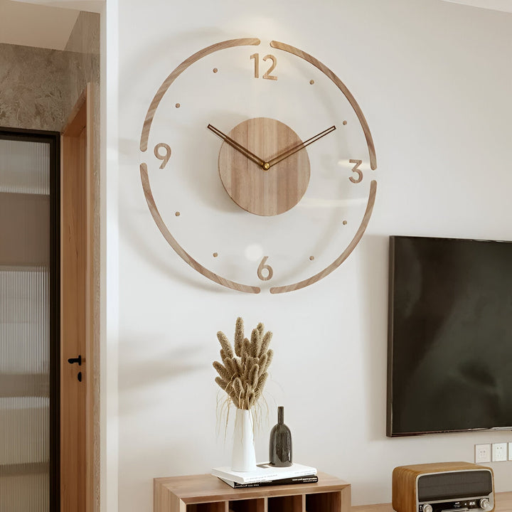 Elegant väggklocka, tyst urverk, transparent akryl med trädetaljer. Perfekt dekor.