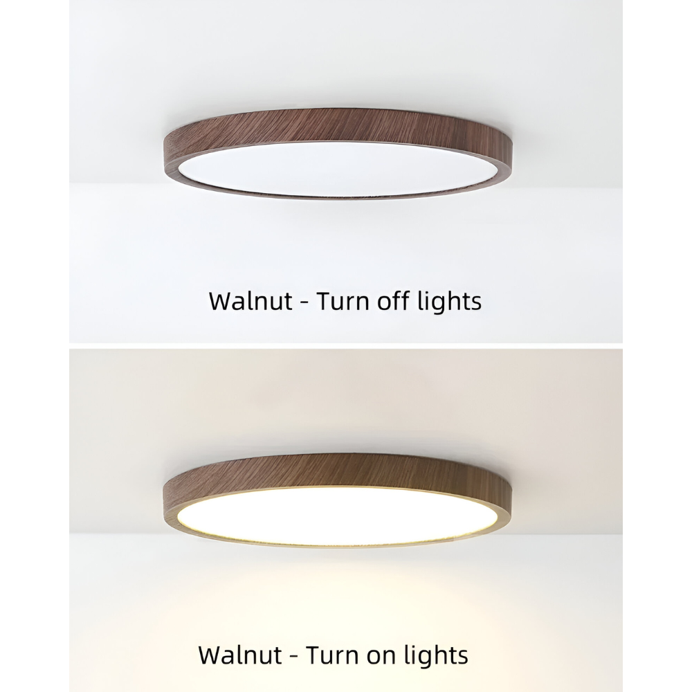 LED taklampa i valnötsträ monterad i ett modernt vardagsrum, sprider varm belysning.