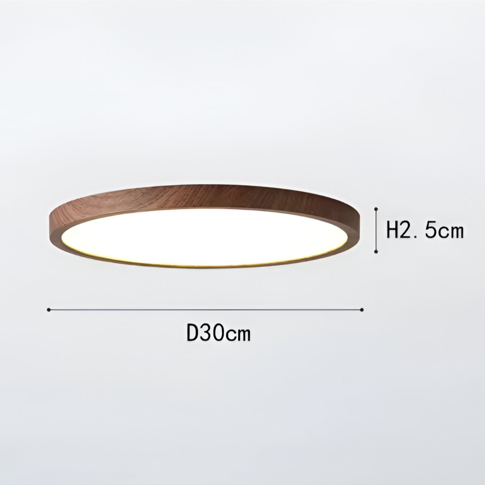 Elegant rund LED taklampa i valnötsträ, dess ultratunna form smälter in perfekt.