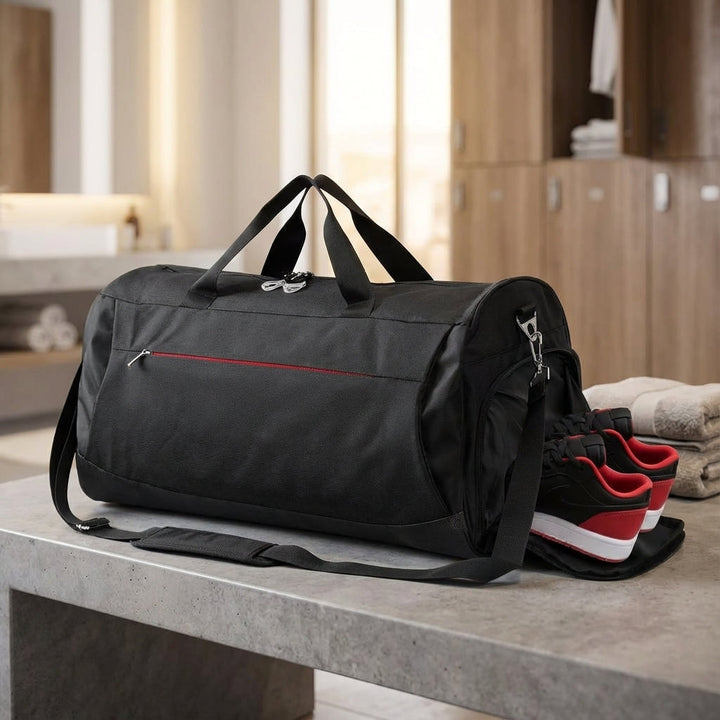 Unisex 45L sportväska med vattentålig design & separat skofack. Perfekt för träning, gymmet eller weekendresor.