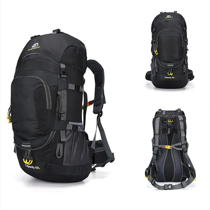 Äventyrsryggsäck 60L, vattentät och robust för vandring och camping. Unisex modell för alla packningsbehov.