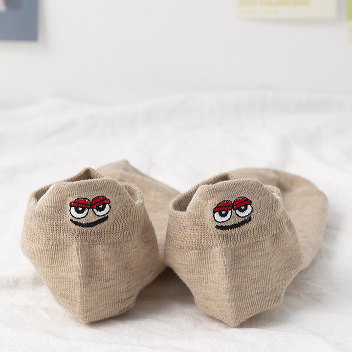 "Unisex broderade crew strumpor, japansk stil med smiley-mönster, mångsidig och elegant design, för alla årstider."