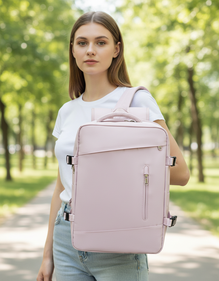 Unisex EasyCarry kabinväska, en smidig reseryggsäck med flera fack för handbagage och organiserad packning.