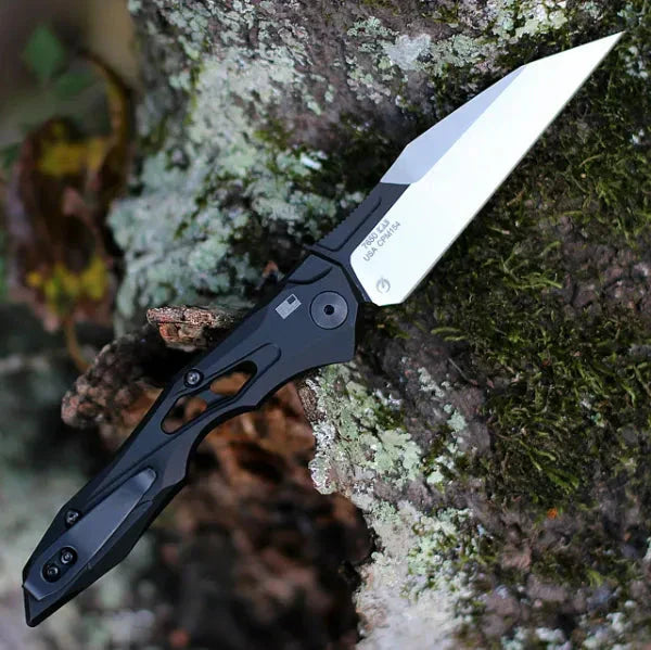 Smal design fällkniv & multiverktyg. Robust & pålitlig för jakt, fiske, överlevnad & vardagsbruk.