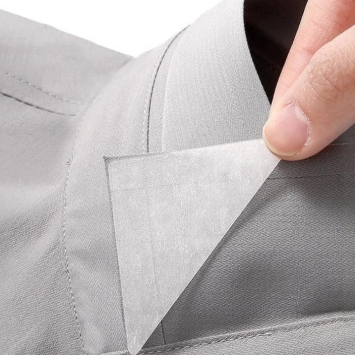 Unisex förtjockad PVC-krage anti-vridning kantformare, triangulär form, osynligt stöd för skjortkragar, förbättrad elegans.