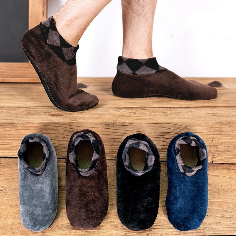 "Unisex halkfria termostrumpor, mjuk grå bomull med silikongrepp, perfekt för säker inomhusanvändning vintertid."