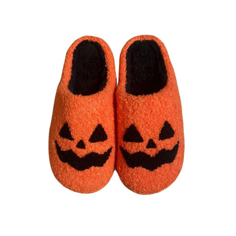 Unisex Halloween-tofflor i plysch med pumpa- och spökdesign, mysiga slip-in skor, perfekt för festlig höstkomfort.