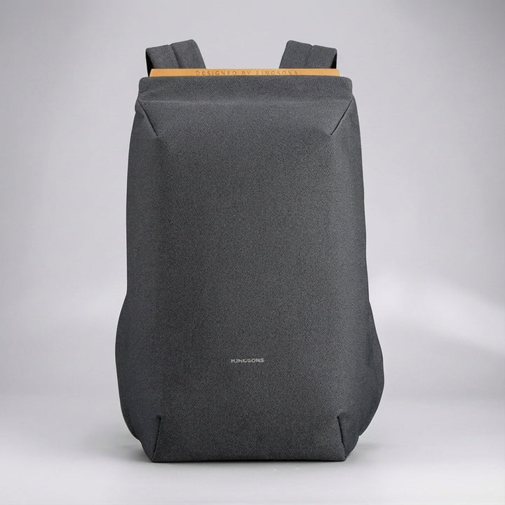 Unisex 15-tums ryggsäck för laptop i blått. Organiserad & säker reseväska, designad för bekväm förvaring.