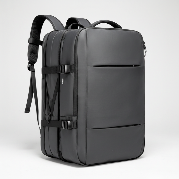 Funktionell reseryggsäck för laptop, idealisk för pendling och business. Stor kapacitet och USB-laddningsport.