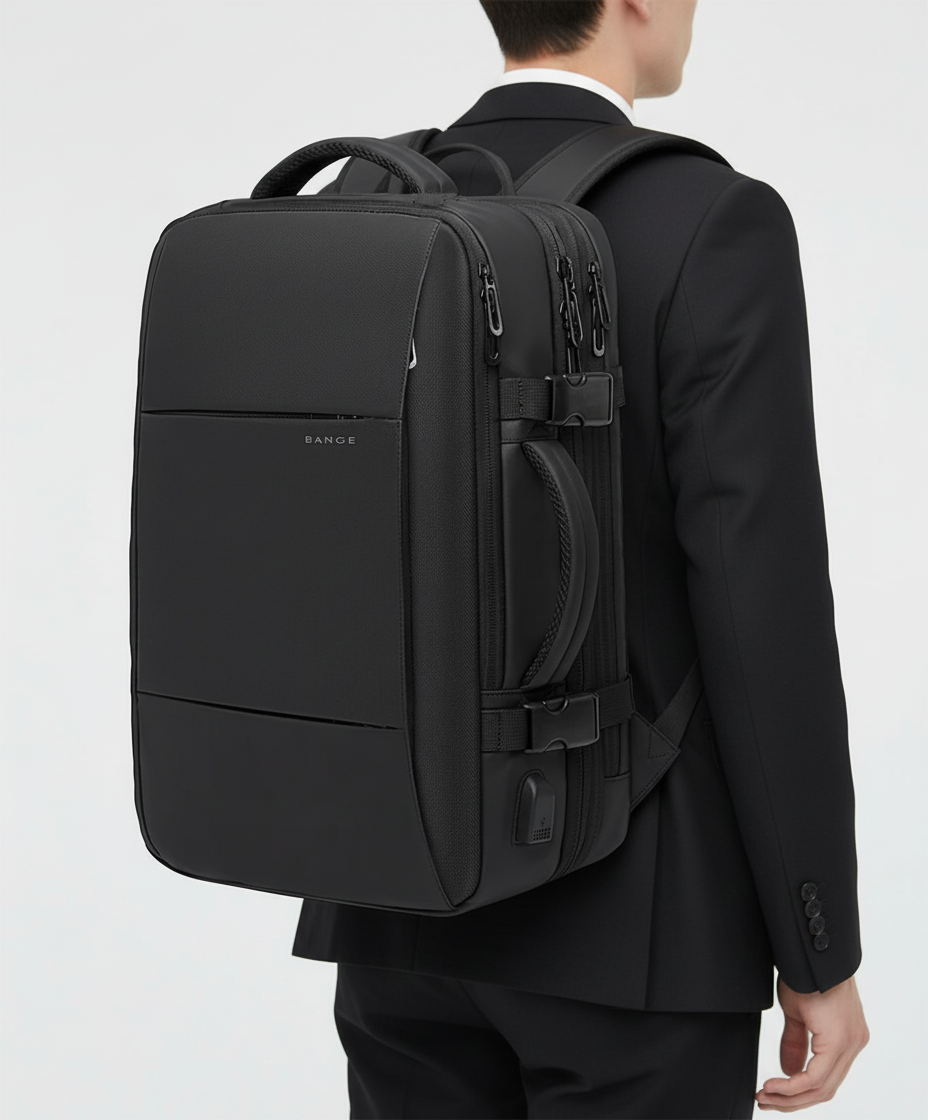 Stor kapacitet pendlingsryggsäck för laptops och dagliga behov, unisex. Perfekt för organiserad förvaring.