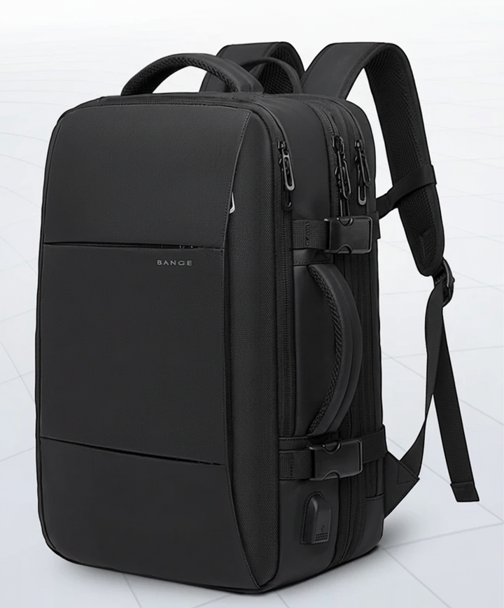 Elegant businessryggsäck för laptop, unisex. Med USB-funktion, gott om utrymme och hållbar design.