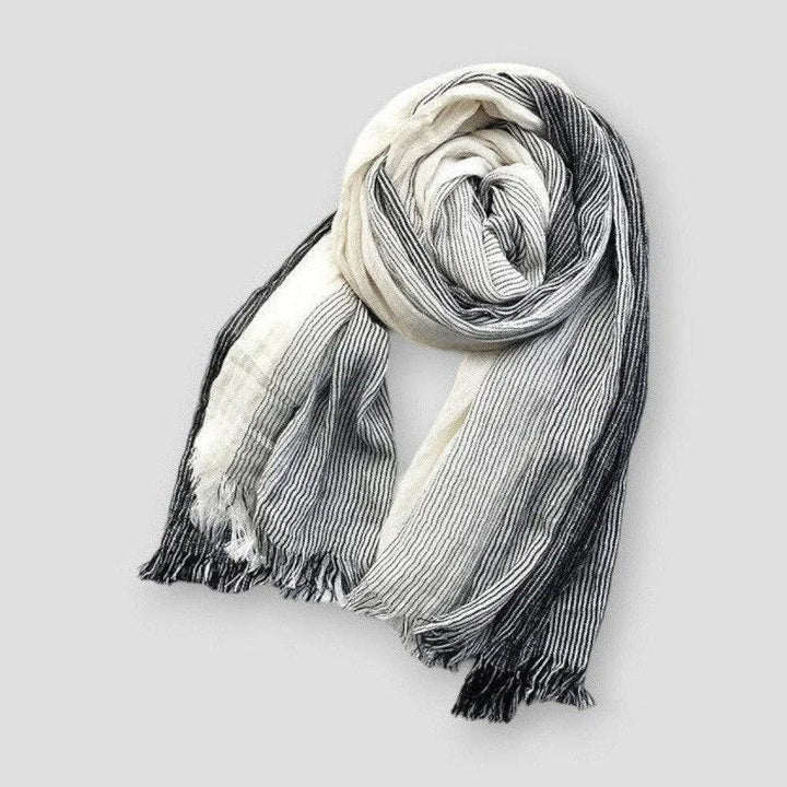 Unisex varm stickad halsduk med unikt mönster, en vinteraccessoar