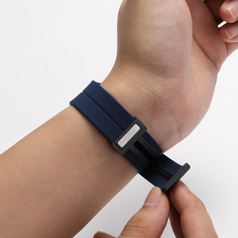Unisex magnetiskt armband i mjukt silikon med starkt magnetspänne för iWatch, stilrent och justerbart för perfekt passform.